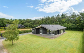 3 Bedroom Beautiful Home In Hovborg